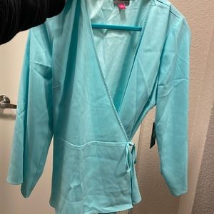 Vince Camuto bright aqua turquoise wrap around tie shirt